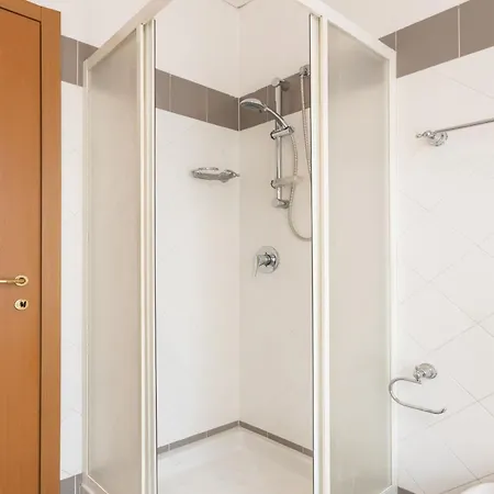 Cozy One Bedroom Via Volta - Mirable Pm Mediolan