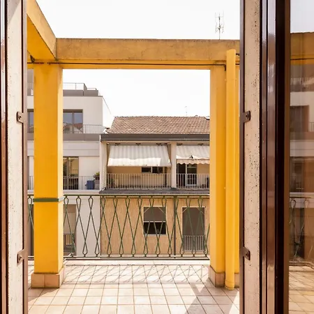 Apartament Cozy One Bedroom Via Volta - Mirable Pm *