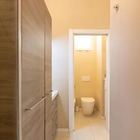 Апартаменты Luminoso Piano Alto Con Terrazzo - Mirable Pm