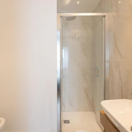 Luminoso Trilocale Certosa - Mirable Pm * Milan