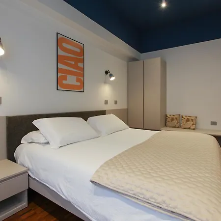 Cvm 19 Hotel Milán