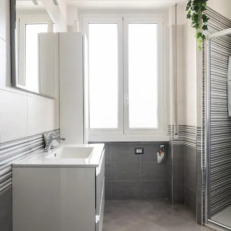 Apartamento Luxury In Prada District Near Mm Brenta & Center - Ideal For Business Profiles Milão
