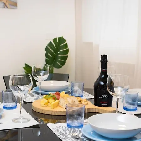 Loft - Duomo 18min-free Wifi Ac Metro M1 200m Appartamento *