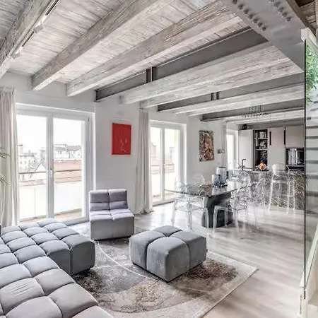 Readhostprofile! Luxury Penthouse Near Duomo * Milan