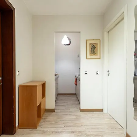 Attico Con Terrazzo - - Duomo 10 Min