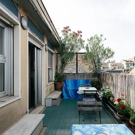 Attico Con Terrazzo - - Duomo 10 Min Appartement Milan