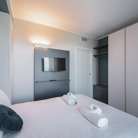 Park Towers 17 - Design - Large Terrace - Ac Μιλάνο