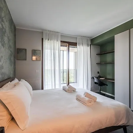 Park Towers 15 - Design - Large Terrace - Ac Daire