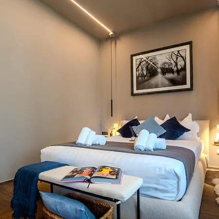 Daire Lussuoso Attico Con Terrazza, Vicino Metro, Duomo, Fondazione Prada