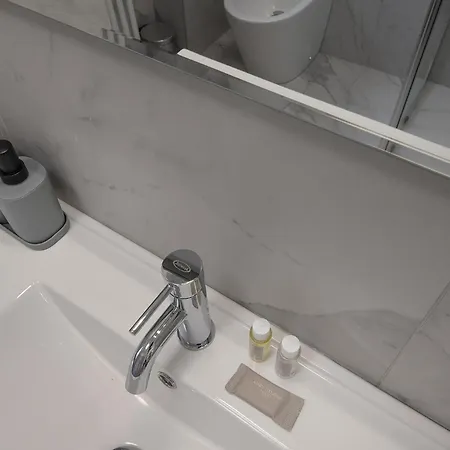 Apartman Lambrate - 200 Meters From The Station