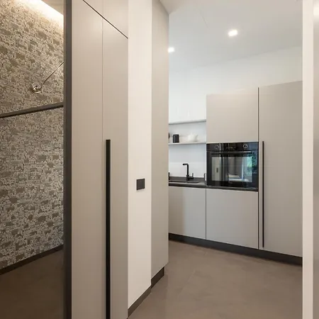 Bilocale Di Design In Via Guido D'arezzo - Mirable Pm