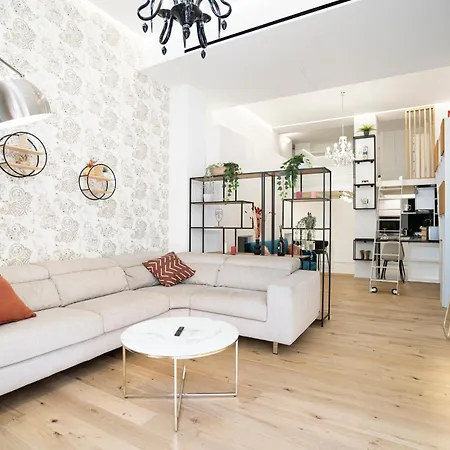 Design Porta Romana Ac & Check-in 24h شقة *