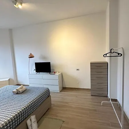 Bright Segneri M4 * Milaan