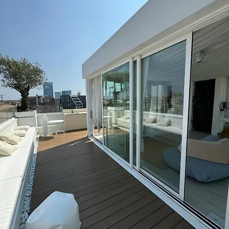 Readmyhostprofile! Luxury 4 Bedroom Penthouse Near Duomo