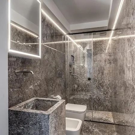 Apartament Readmyhostprofile! Luxury 4 Bedroom Penthouse Near Duomo *