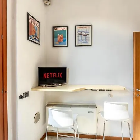 Apartament Duomo Milan-attic With Terrace-netflix And Wifi