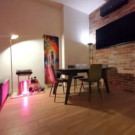 30 Meters From The Lambrate M2 Citta Studi Metro Station Apartament Mediolan