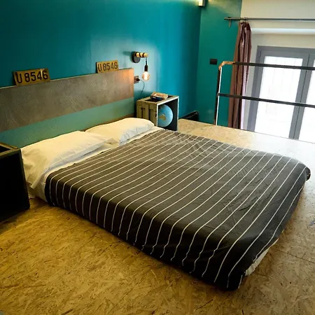 Madama & Bistrot Hostel *