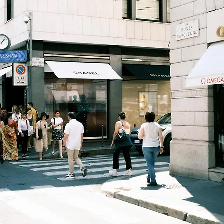 Comecasa Monte Napoleone Exclusive * Milano