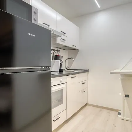 Hostmate - - Suzzani - Bicocca 米兰