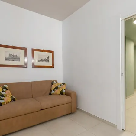 아파트 Monumentale M5 - 6 Ospiti & Famiglie Con 2 Bagni E