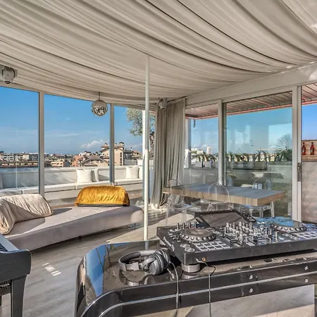 Skyjungle, Luxury Penthouse Private Pool And Appartement Milan