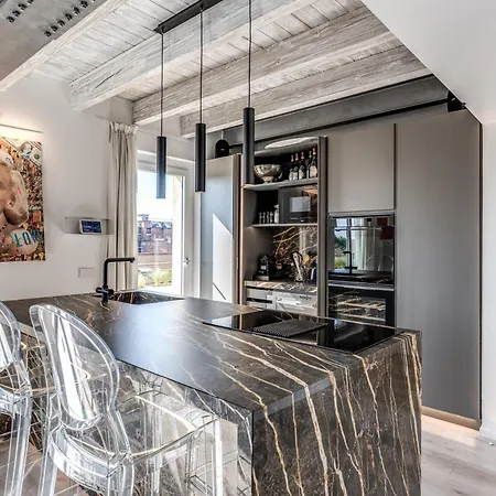 Skyjungle, Luxury Penthouse Private Pool And Appartement
