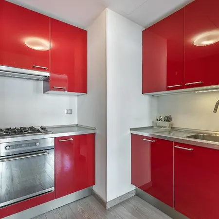 Apartment Tortona-metro Tolstoj 5min - Spacious 6 Guests - Wifi