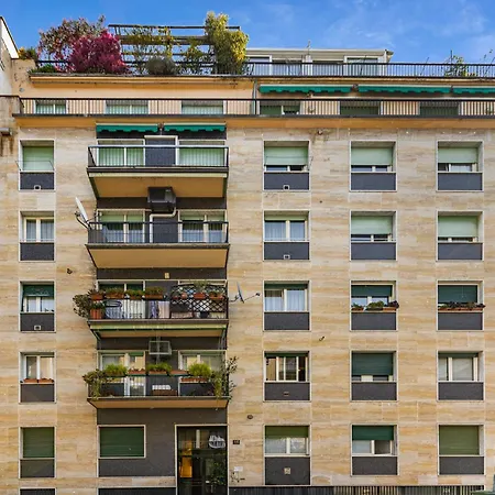 Tortona-metro Tolstoj 5min - Spacious 6 Guests - Wifi Apartment *