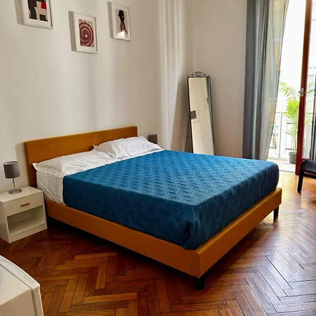 Three Bedroom In The Centre Of The Apartment *