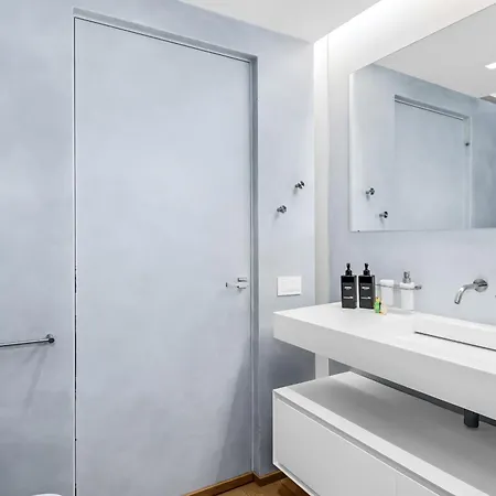 Luxury Brera - Corso 9 *