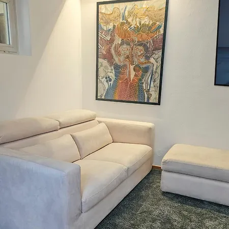 Guesthost - Modern With Hot Tub * Milaan