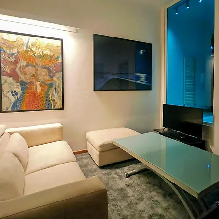 Appartement Guesthost - Modern With Hot Tub