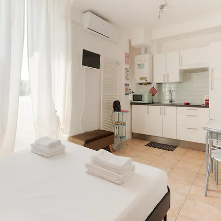 Apartment Guesthost - Step Into - Tortona District Mailand