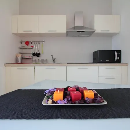 Apartment Feel Like In *