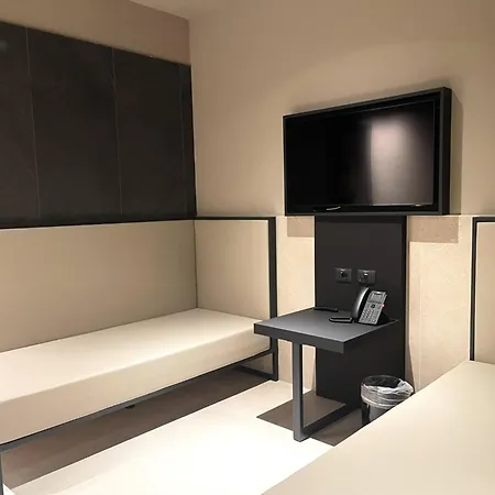 فندق Scarlatti 4*