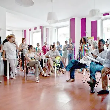 Gogol'ostello & Caffe Letterario * Milano