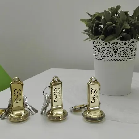 享受米兰酒店 招待所
