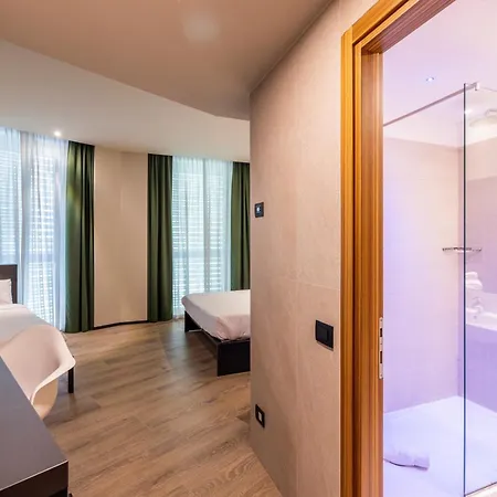 Hotel Degli Arcimboldi 4*