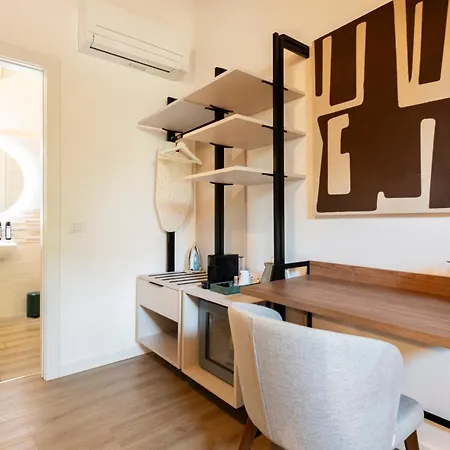 Relstay - Amendola 4* מילאנו