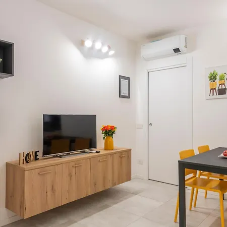 La Casa Sul Naviglio Di Debora