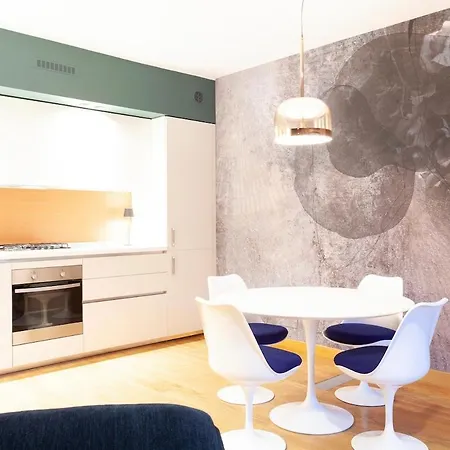 Citylife Mico Modern With Private Garden *