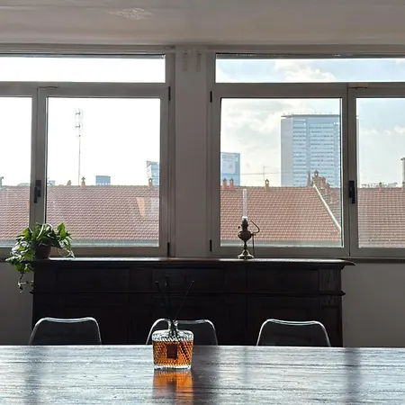 Apartament Skyline *