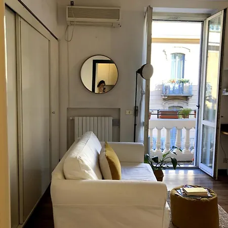 Cozy In Heart Of Isola Milan