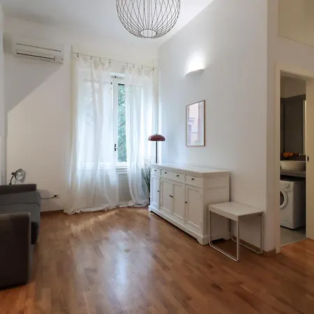 Ampio Monolocale Vicino A Citylife C - Mirable Pm Apartment