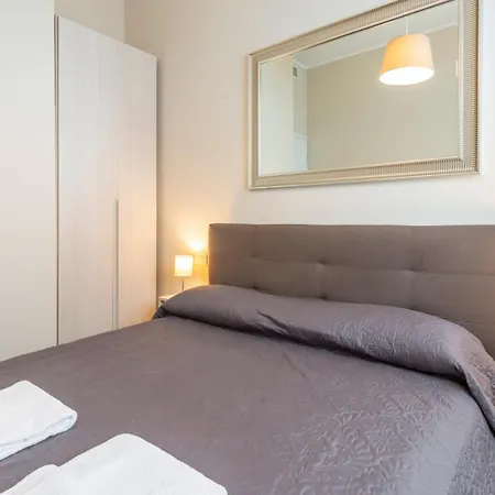 Duomo B - Cozy Two Bedrooms & Bathroom * Milano