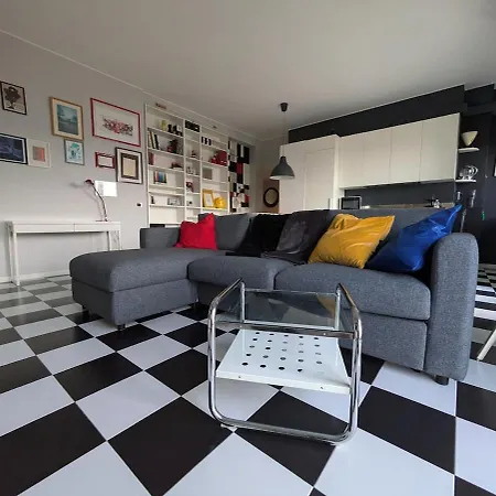 Entire And Charming Flat On Navigli In Daire