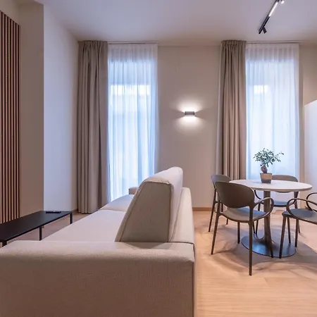 Oriana Homel Lägenhetshotell Milano