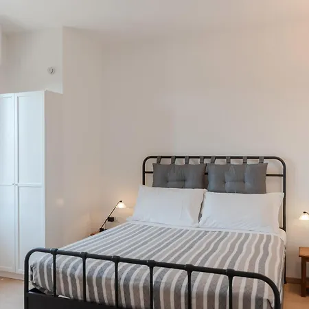 Charming Nolo House - Metro Turro & Wi-fi