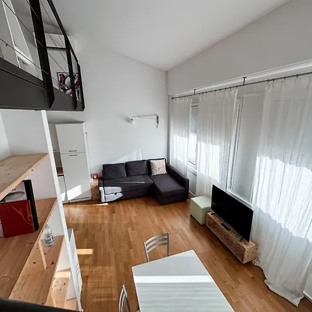 Lumiere Industrial Loft, Yellow Line - * Μιλάνο